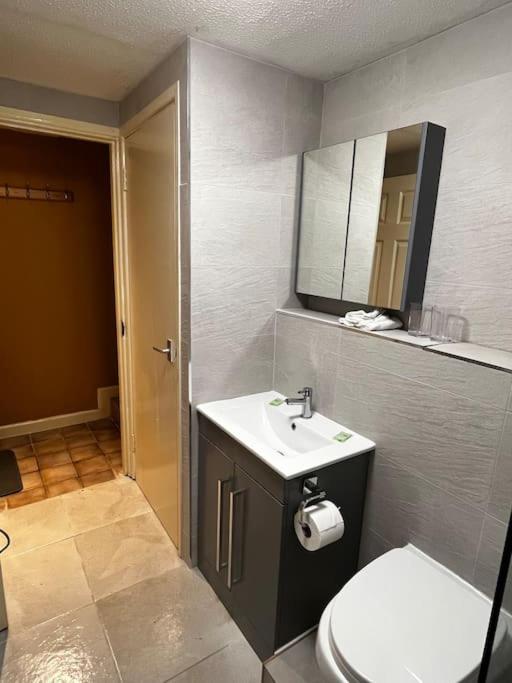 Exclusive Flat In Oxford Centre With Ac Apartment Bagian luar foto