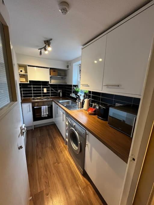 Exclusive Flat In Oxford Centre With Ac Apartment Bagian luar foto