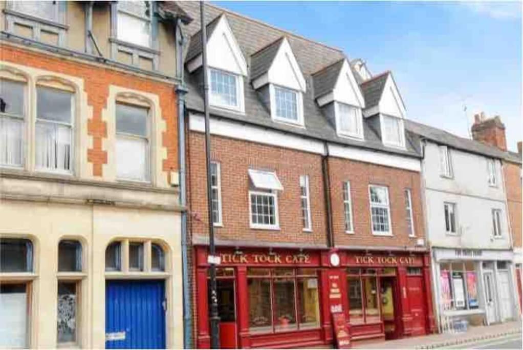 Exclusive Flat In Oxford Centre With Ac Apartment Bagian luar foto